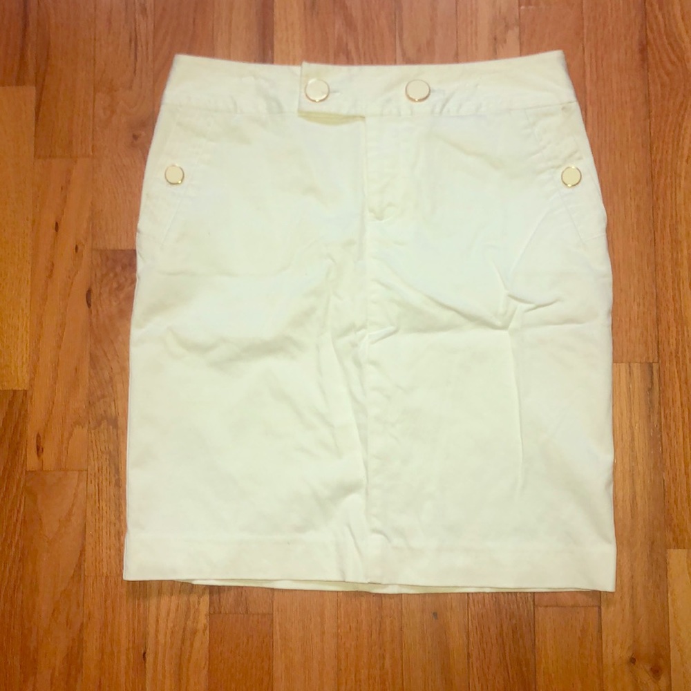 White pencil skirt